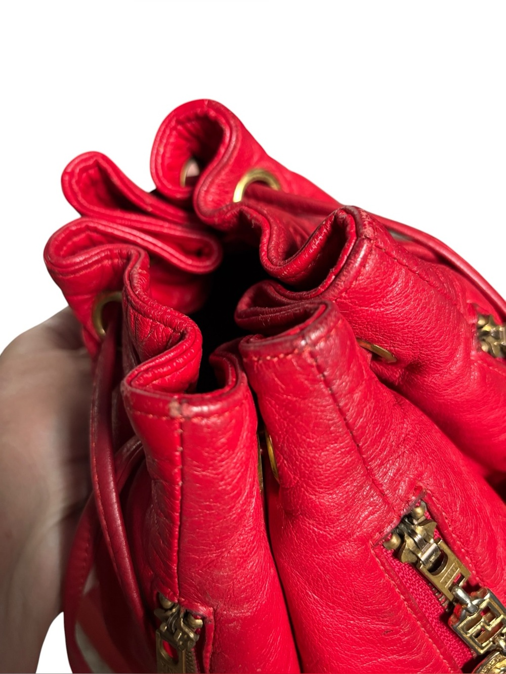Vintage Versace-Inspired Red bucket Bag - Picture 14 of 15